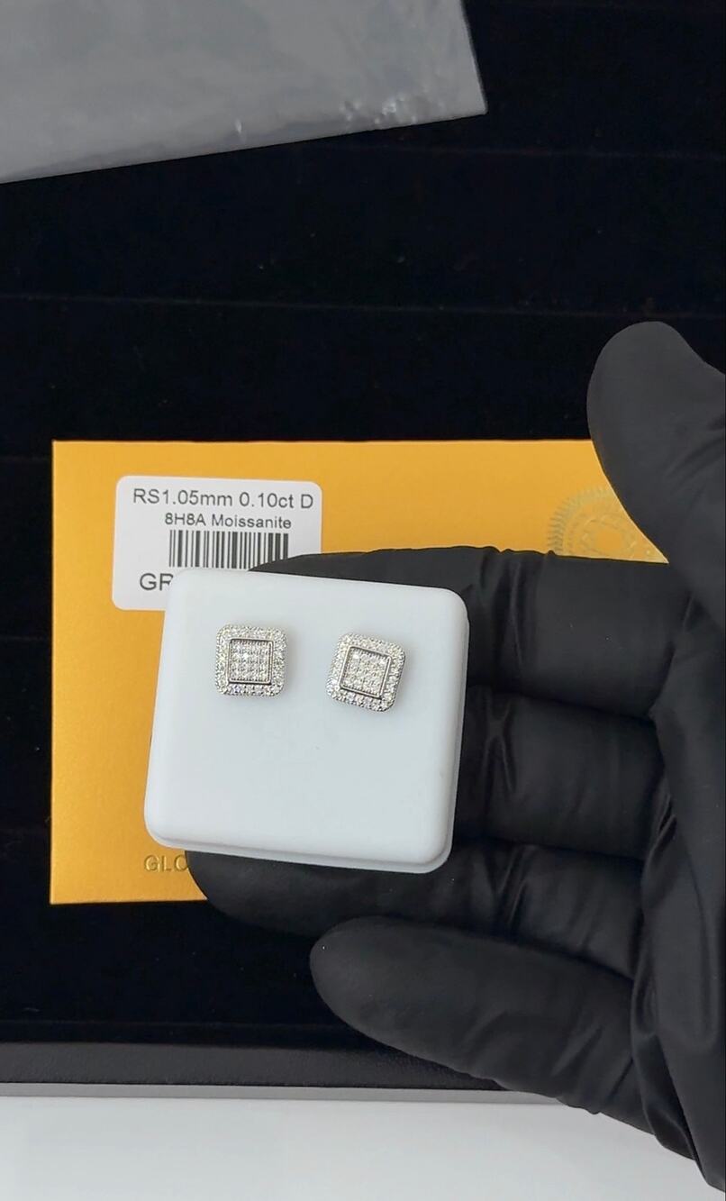 Square studs Moissanite .10CT